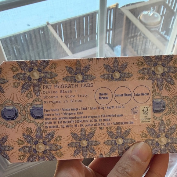 Pat McGrath Lavender and Gold Face Palette - Picture 3 of 3